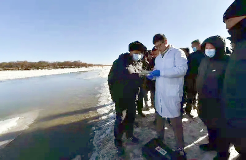 抓好黃河大保護、協同推進大治理——劉坪書記現場指導調研天晟源環保監測工作